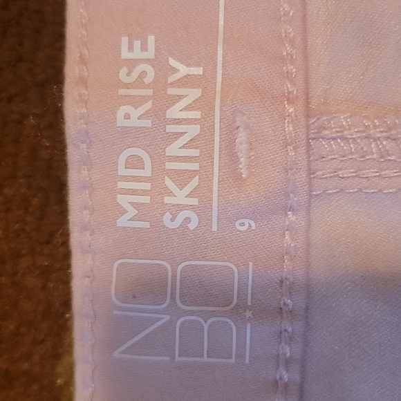 Midrise Skinny Pink Jeans - Picture 4 of 4